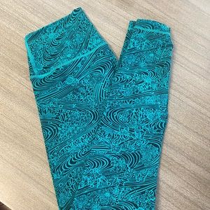 Lululemon Wunder Unders Size 6